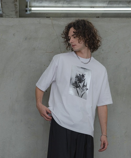 HARE(ハレ)の「フラワーモチーフハクプリントカット(HARE)(Tシャツ/カットソー・メンズ・パープル/ホワイト/ブラック・FREE)」の8枚目の写真