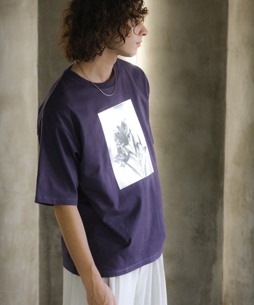 HARE(ハレ)の「フラワーモチーフハクプリントカット(HARE)(Tシャツ/カットソー・メンズ・パープル/ホワイト/ブラック・FREE)」の5枚目の写真
