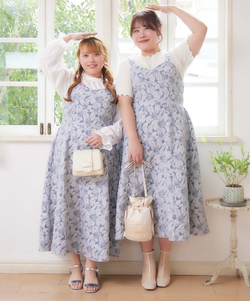 u plume(ユープリュム)の「ふくれジャガード花柄キャミソールワンピース(ワンピース・レディース・ブラック/ベージュ・LL/3L/4L)」の12枚目の写真