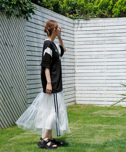 LAKOLE（ラコレ）の「ゲームプリントTEE / 130860（Tシャツ/カットソー・レディース・ブラック/オフホワイト/ネイビー・FREE）」の5枚目の写真