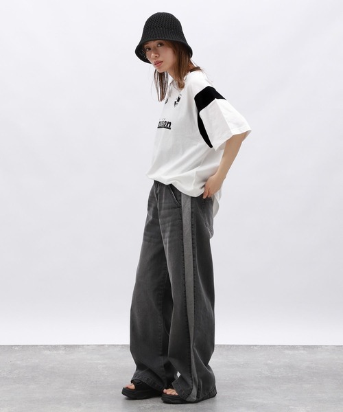 LAKOLE（ラコレ）の「ゲームプリントTEE / 130860（Tシャツ/カットソー・レディース・ブラック/オフホワイト/ネイビー・FREE）」の10枚目の写真