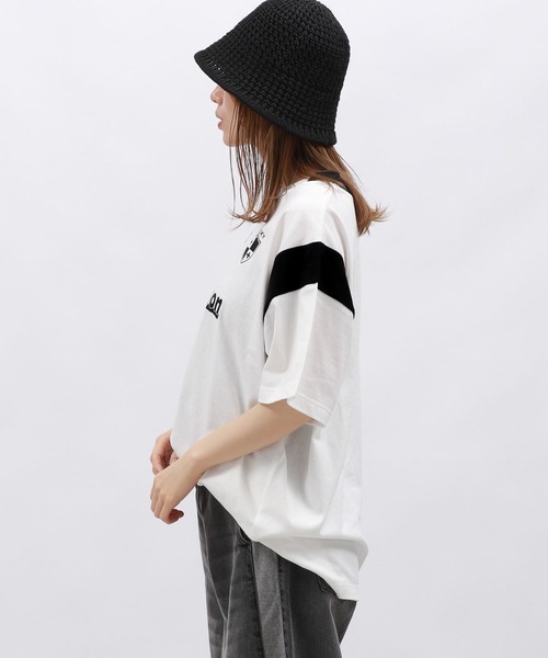 LAKOLE（ラコレ）の「ゲームプリントTEE / 130860（Tシャツ/カットソー・レディース・ブラック/オフホワイト/ネイビー・FREE）」の12枚目の写真