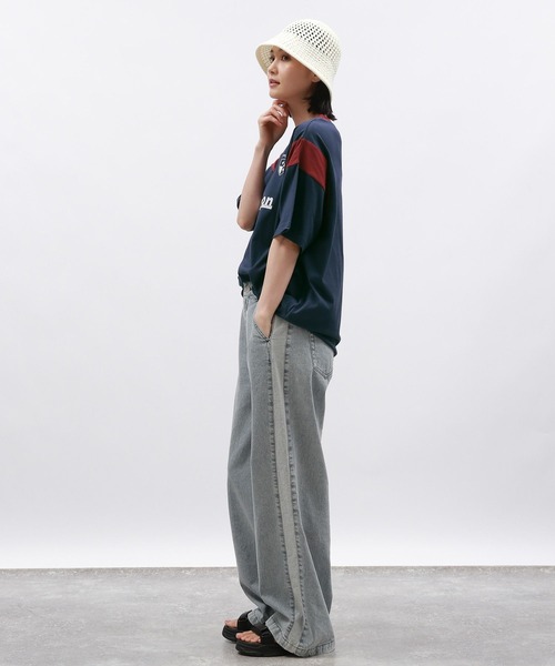 LAKOLE（ラコレ）の「ゲームプリントTEE / 130860（Tシャツ/カットソー・レディース・ブラック/オフホワイト/ネイビー・FREE）」の21枚目の写真