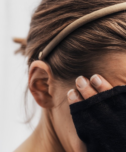 IRIS47（イリスフォーセブン）の「【IRIS 47】canon head band/カノン ヘッドバンド（カチューシャ・レディース・ベージュ/カーキ/ブルー/ブラック・FREE）」の3枚目の写真