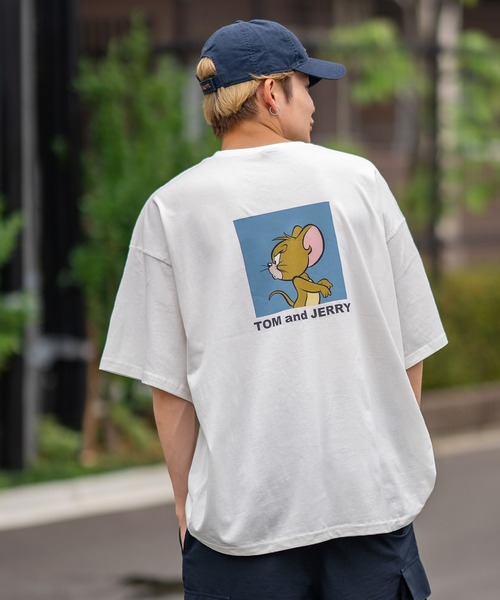 Tom&Jerry(トムアンドジェリー)の「【TOM&JERRY】プリント オーバーサイズ 半袖Tシャツ(Tシャツ/カットソー・メンズ・ライトグレー系/グレー系/グレー系1/ベージュ系1/ネイビー系/ホワイト系1/ホワイト系2/オレンジ系2/ブラック系2/ホワイト系/ブラウン/ホワイト/ブラック/グリーン系1・MEDIUM/LARGE/X-LARGE)」の22枚目の写真