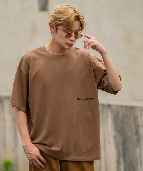 Tom&Jerry(トムアンドジェリー)の「【TOM&JERRY】プリント オーバーサイズ 半袖Tシャツ(Tシャツ/カットソー・メンズ・ライトグレー系/グレー系/グレー系1/ベージュ系1/ネイビー系/ホワイト系1/ホワイト系2/オレンジ系2/ブラック系2/ホワイト系/ブラウン/ホワイト/ブラック/グリーン系1・MEDIUM/LARGE/X-LARGE)」の16枚目の写真