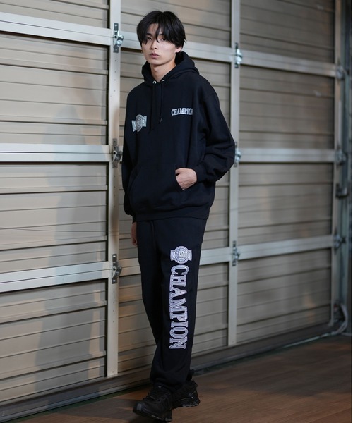 Champion（チャンピオン）の「CHAMPION/チャンピオン スウェットパーカー/プルオーバー ルーズシルエット 裏起毛 セットアップ対応 C3-A108（パーカー・メンズ・ヘザーグレー/ブラック/パープル/レッド・M/L/XL）」の8枚目の写真