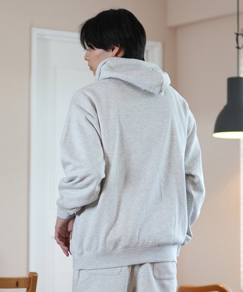Champion（チャンピオン）の「CHAMPION/チャンピオン スウェットパーカー/プルオーバー ルーズシルエット 裏起毛 セットアップ対応 C3-A108（パーカー・メンズ・ヘザーグレー/ブラック/パープル/レッド・M/L/XL）」の13枚目の写真