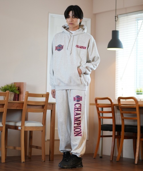 Champion（チャンピオン）の「CHAMPION/チャンピオン スウェットパーカー/プルオーバー ルーズシルエット 裏起毛 セットアップ対応 C3-A108（パーカー・メンズ・ヘザーグレー/ブラック/パープル/レッド・M/L/XL）」の14枚目の写真