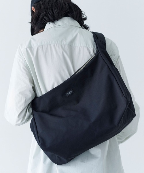 STANDARD SUPPLY（スタンダードサプライ）の「スタンダードサプライ / SIMPLICITY シンプリシティ / 2DAY SHOULDER 2デイショルダー（ショルダーバッグ・レディース・チャコールグレー/ブラック/グレー/サンドベージュ/ダークパープル/モカ/ダークネイビー・FREE）」の6枚目の写真