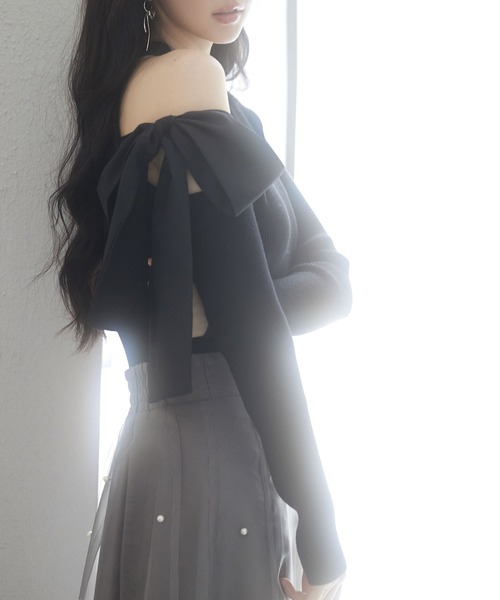 SAISON DE PAPILLON(セゾンドパピヨン)の「ワンショルダービッグリボンリブニット(ニット/セーター・レディース・アイボリー/ブラック/ラベンダー/ピンク・M/L)」の10枚目の写真