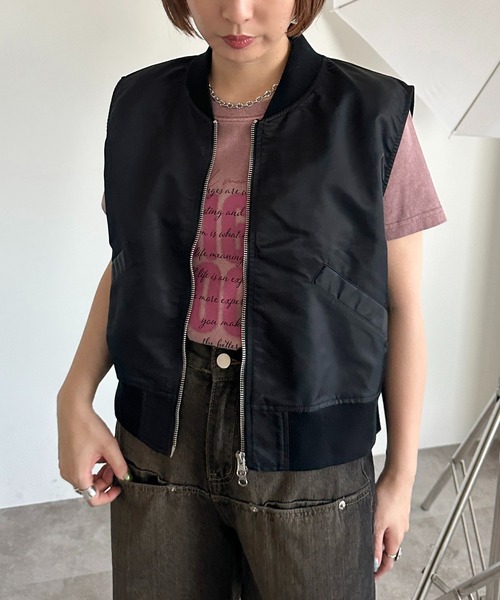 apres jour mignon(アプレジュールミニョン)の「MA1ベスト【ZOZOTOWN限定アイテム】(ベスト・レディース・ブラウン/ブラック/カーキ・フリー/X-LARGE)」の6枚目の写真