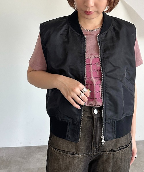 apres jour mignon(アプレジュールミニョン)の「MA1ベスト【ZOZOTOWN限定アイテム】(ベスト・レディース・ブラウン/ブラック/カーキ・フリー/X-LARGE)」の8枚目の写真