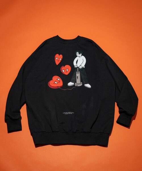 FREAK'S STORE（フリークスストア）の「Kurt Wu/カート ウー 別注 風船BOY CREW 刺繍 SWEAT/刺繍デザイン クルーネックスウェット（スウェット・メンズ・ブラウン/グレー/ホワイト/ブラック・X-LARGE/LARGE/MEDIUM）」の20枚目の写真