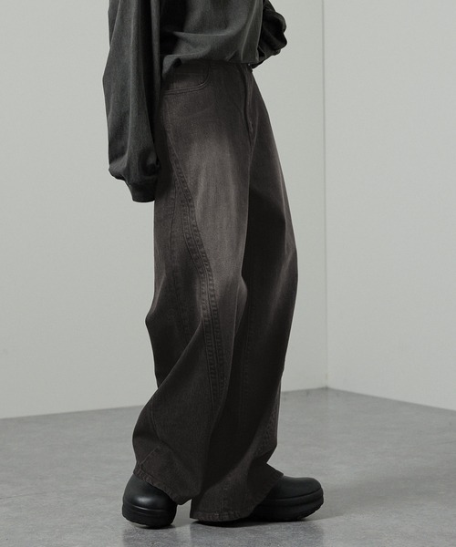 Alfred Alex（アルフレッドアレックス）の「【Alfred Alex】ツイスト ヴィンテージメイク セミフレアデニムパンツ（デニムパンツ・メンズ・インディゴブルー/グレー/ブラック・S/M/L）」の2枚目の写真