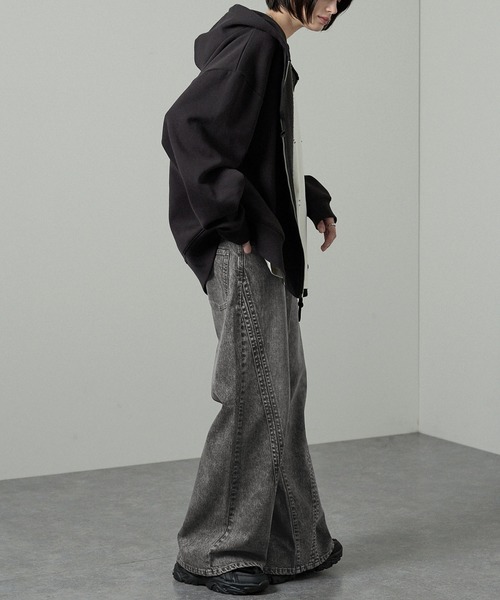 Alfred Alex（アルフレッドアレックス）の「【Alfred Alex】ツイスト ヴィンテージメイク セミフレアデニムパンツ（デニムパンツ・メンズ・インディゴブルー/グレー/ブラック・S/M/L）」の7枚目の写真