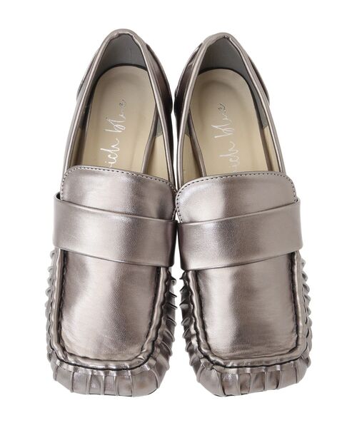 Green　Parks（グリーンパークス）の「・rich　blue　ヒールローファー（ローファー・レディース・シルバー/ブラック・LL/S/M/L）」の14枚目の写真