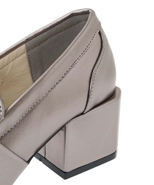 Green　Parks（グリーンパークス）の「・rich　blue　ヒールローファー（ローファー・レディース・シルバー/ブラック・LL/S/M/L）」の6枚目の写真