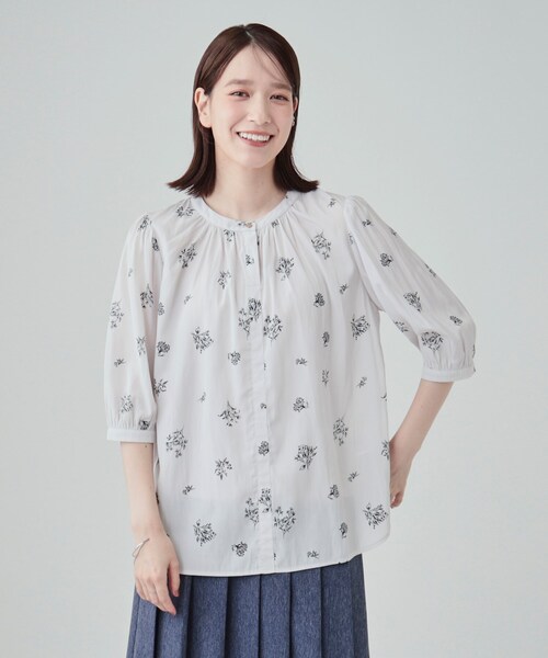 DRESKIP(ドレスキップ)の「◆【無理せずキレイ】デイリーにもお仕事にも サテンバンドカラー5分袖ブラウス(シャツ/ブラウス・レディース・ホワイト系3/ブルー/グレー系その他/ライトベージュ・03/02/04)」の13枚目の写真