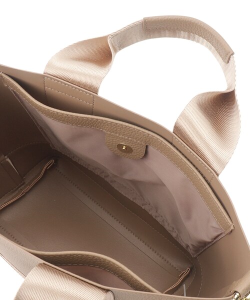 OPAQUE.CLIP（オペークドットクリップ）の「◆【2WAY】シュリンク合皮コンビミドルショルダーバッグ（ショルダーバッグ・レディース・ブラック/ベージュ/シルバー・00）」の14枚目の写真
