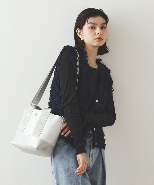 OPAQUE.CLIP（オペークドットクリップ）の「◆【2WAY】シュリンク合皮コンビミドルショルダーバッグ（ショルダーバッグ・レディース・ブラック/ベージュ/シルバー・00）」の15枚目の写真