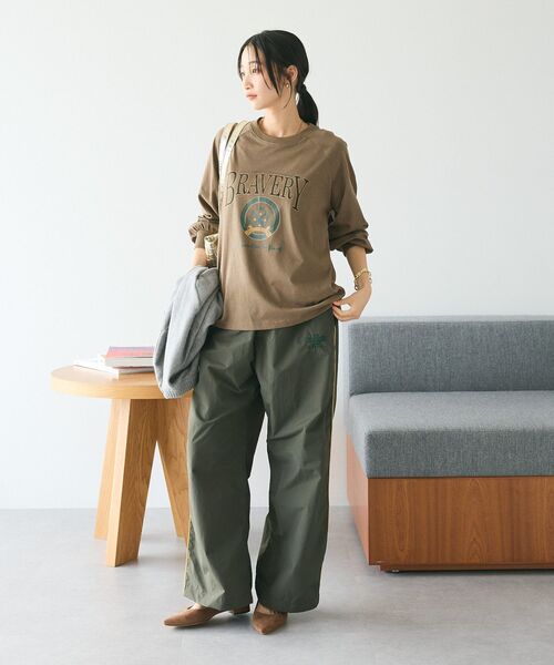 CRAFT STANDARD BOUTIQUE（クラフトスタンダードブティック）の「ラグランフロッキープリントTee（Tシャツ/カットソー・レディース・ブラウン/チャコールグレー/ブラック/ホワイト・FREE）」の21枚目の写真