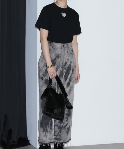 ROSE BUD（ローズバッド）の「ベロアギャザー巾着バッグ（ハンドバッグ・レディース・ピンク/ブラック・FREE）」の3枚目の写真