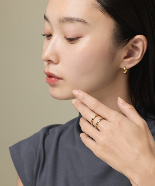 ciite' surgical stainless(シーテサージカルステンレス)の「【 金属アレルギー対応 】 ドロップ ミニフープピアス サージカルステンレス (両耳用)(ピアス(両耳用)・レディース・ゴールド/シルバー・FREE)」の9枚目の写真