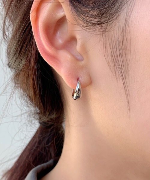 ciite' surgical stainless(シーテサージカルステンレス)の「【 金属アレルギー対応 】 ドロップ ミニフープピアス サージカルステンレス (両耳用)(ピアス(両耳用)・レディース・ゴールド/シルバー・FREE)」の15枚目の写真