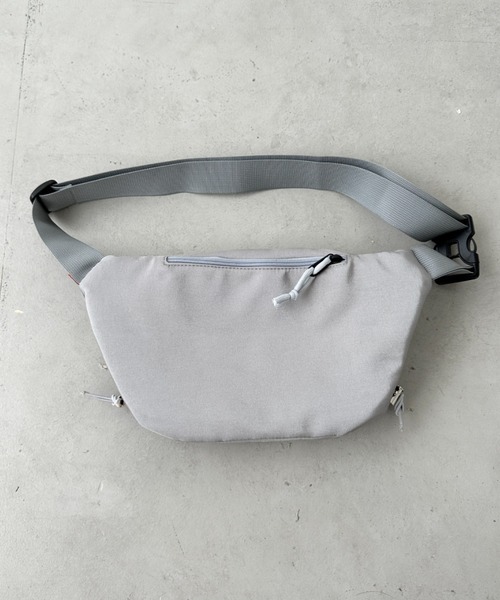 wears(ウェアーズ)の「ドロストポケットボディバッグ/ウエストバッグ(ショルダーバッグ・レディース・グレー/カーキ/ブラック/ベージュ・FREE)」の12枚目の写真