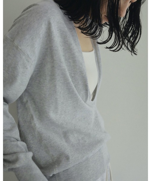 anuke（アンヌーク）の「Deep Keyneck Knit（ニット/セーター・レディース・チャコールグレー/グレー・FREE）」の11枚目の写真