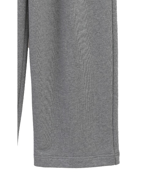 CLANE（クラネ）の「CLANE/クラネ/TWO TUCK SWEAT PANTS（スウェットパンツ・レディース・グレー/ブラック/パープル・1）」の12枚目の写真