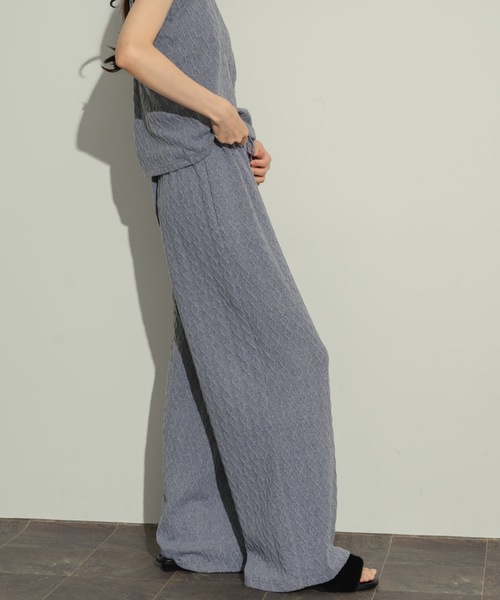 NEUNA（ヌナ）の「エコファーミュール（サンダル・レディース・ブラック/ブラウン/アイボリー・LARGE/MEDIUM/SMALL）」の16枚目の写真