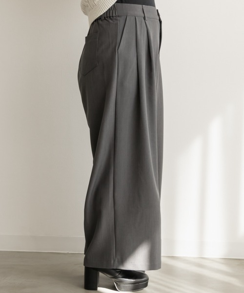 CLETTE(クレット)の「タックワイドパンツ(その他パンツ・レディース・ブラック/ライトベージュ/チャコールグレー・LL/3L/4L)」の13枚目の写真