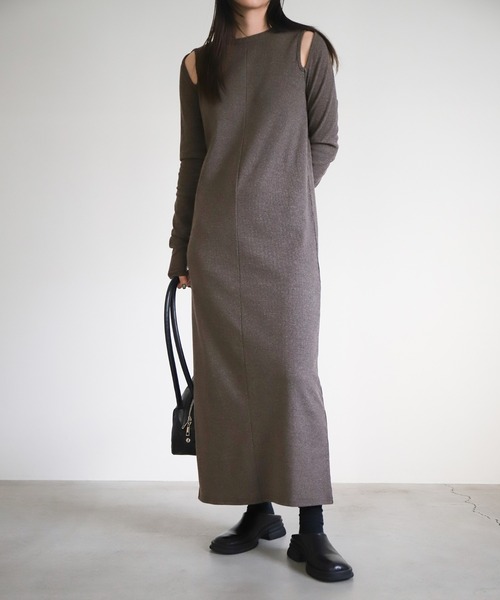 select MOCA（セレクトモカ）の「カットアウトリブワンピース（ワンピース・レディース・ブラック/モカ・LARGE/MEDIUM）」の2枚目の写真