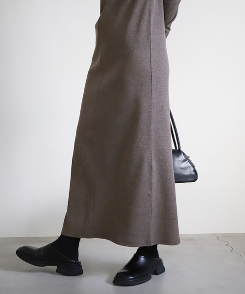 select MOCA（セレクトモカ）の「カットアウトリブワンピース（ワンピース・レディース・ブラック/モカ・LARGE/MEDIUM）」の8枚目の写真