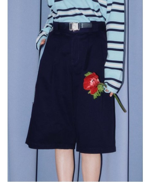 LILY BROWN（リリーブラウン）の「【Dickies×LILYBROWN】ベルテッドトチノハーフパンツ（その他パンツ・レディース・ピンク/ネイビー/ベージュ・1/0）」の3枚目の写真