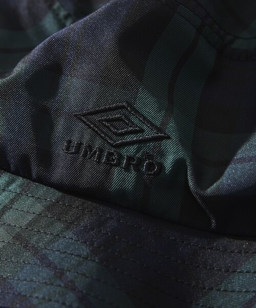 UMBRO（アンブロ）の「UMBRO/アンブロ 別注 Logo Bucket Hat/ロゴ バケットハット（ハット・メンズ・グレー系/ベージュ系/チェック・ONE SIZE）」の4枚目の写真