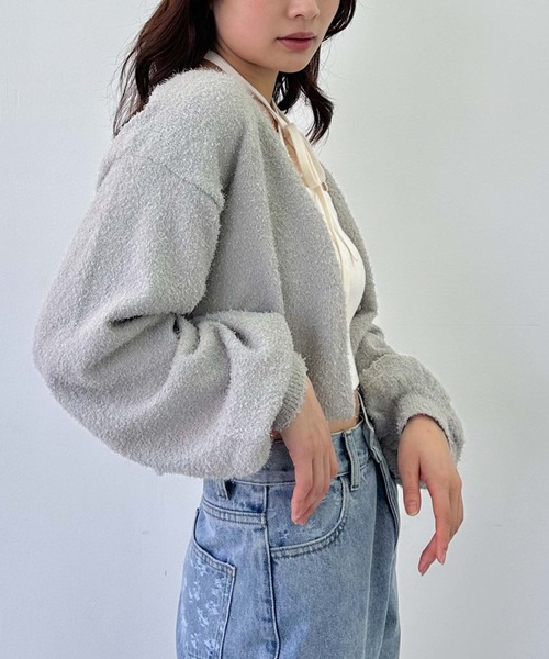 archives（アルシーヴ）の「【25ss/春も使える/今買ってすぐ着れる】カールシャギーニットアンサンブル（ニット/セーター・レディース・グレー/オフホワイト/グレイッシュベージュ・MEDIUM）」の5枚目の写真