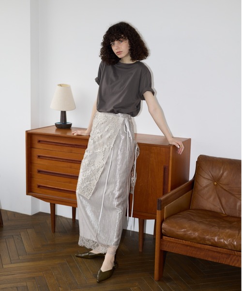 AIC.（エーアイシー）の「【再入荷】バックレイヤードフィットTシャツ（Tシャツ/カットソー・レディース・オフホワイト/チャコールグレー/ブラック・FREE）」の4枚目の写真