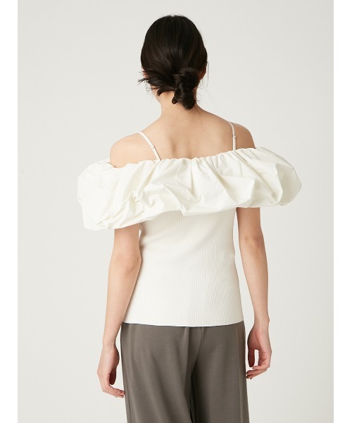 FRAY I.D（フレイアイディー）の「パフカラーコンビオフショルニットプルオーバー（その他トップス・レディース・ブラック/アイボリー/ブルー・FREE）」の7枚目の写真