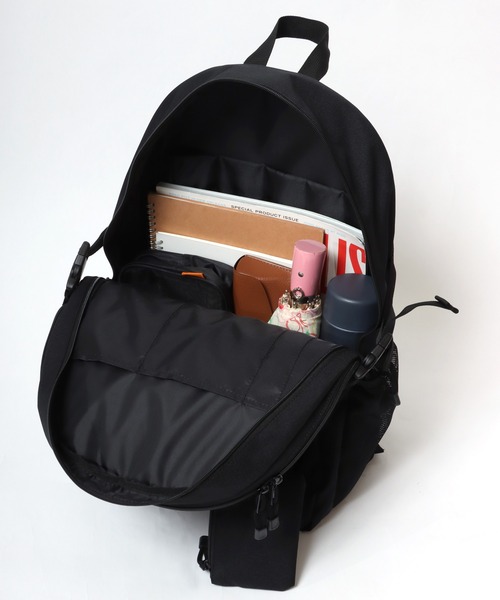 CONVERSE（コンバース）の「CONVERSE（コンバース）スニーカーロゴプリントバックパック/スクールリュックサック メンズ レディース ユニセックス（バックパック/リュック・レディース・ベージュ/ピンク/ブラック系その他/ブラック・FREE）」の20枚目の写真