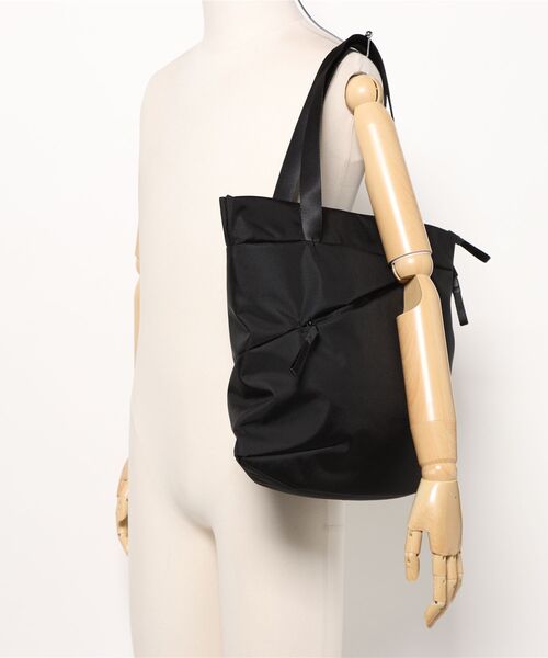 THE NORTH FACE(ザノースフェイス)の「【THE NORTH FACE/ザ ノースフェイス】PYRENEES TOTE(トートバッグ・メンズ・ブラック・FREE)」の5枚目の写真