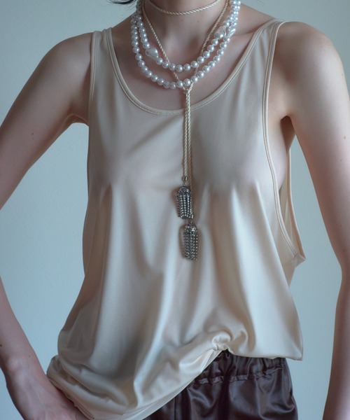 IRIS47(イリスフォーセブン)の「【IRIS 47】velvety tank tops/ベルベティ タンク トップス(Tシャツ/カットソー・レディース・ブラック/ナチュラル・FREE)」の9枚目の写真