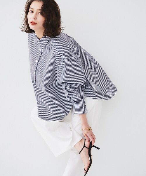 UNTITLED（アンタイトル）の「【 TONY BIANCO 】CAPRICE（カプリス）ストラップパンプス（サンダル・レディース・シルバー/ブラック・50）」の4枚目の写真