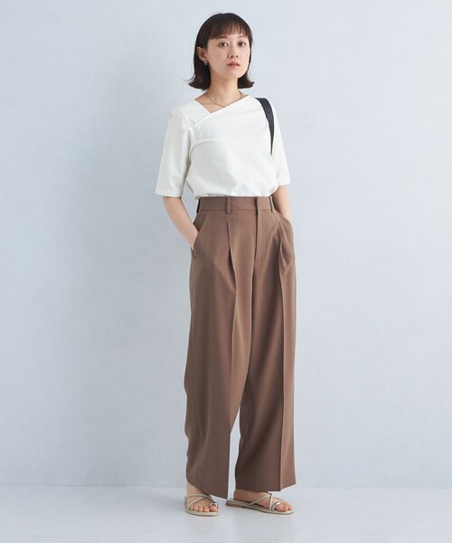 green label relaxing（グリーンレーベルリラクシング）の「アシンメトリーネック ポンチ 5分袖 プルオーバー カットソー（Tシャツ/カットソー・レディース・ブラック/オフホワイト/ダークブラウン/その他1・FREE）」の6枚目の写真