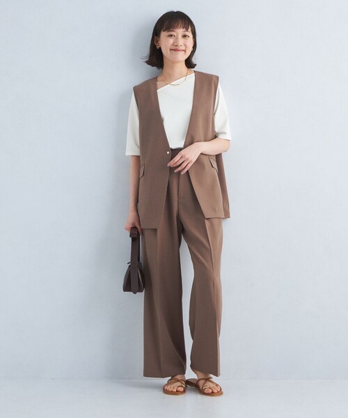 green label relaxing（グリーンレーベルリラクシング）の「アシンメトリーネック ポンチ 5分袖 プルオーバー カットソー（Tシャツ/カットソー・レディース・ブラック/オフホワイト/ダークブラウン/その他1・FREE）」の7枚目の写真