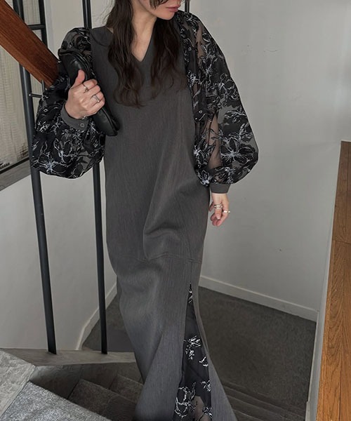 ワンピース willfully sheer stripe organdy flower OP WILLFULLY（ウィルフリー）の「sheer stripe organdy flower OP