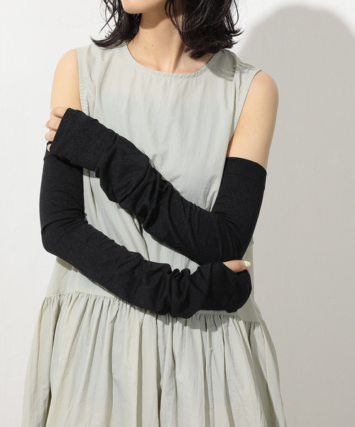 emesuelee（エメスーリー）の「UV対策 キシリトール加工 アームカバー 90cm丈（アームカバー・レディース・ブラック・フリー）」の2枚目の写真