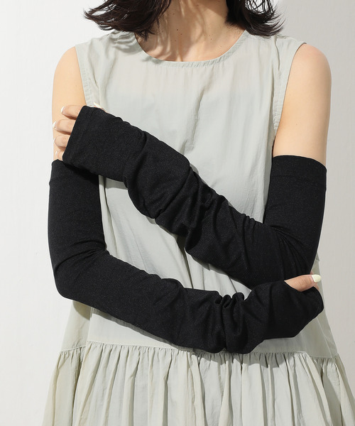 emesuelee（エメスーリー）の「UV対策 キシリトール加工 アームカバー 90cm丈（アームカバー・レディース・ブラック・フリー）」の12枚目の写真